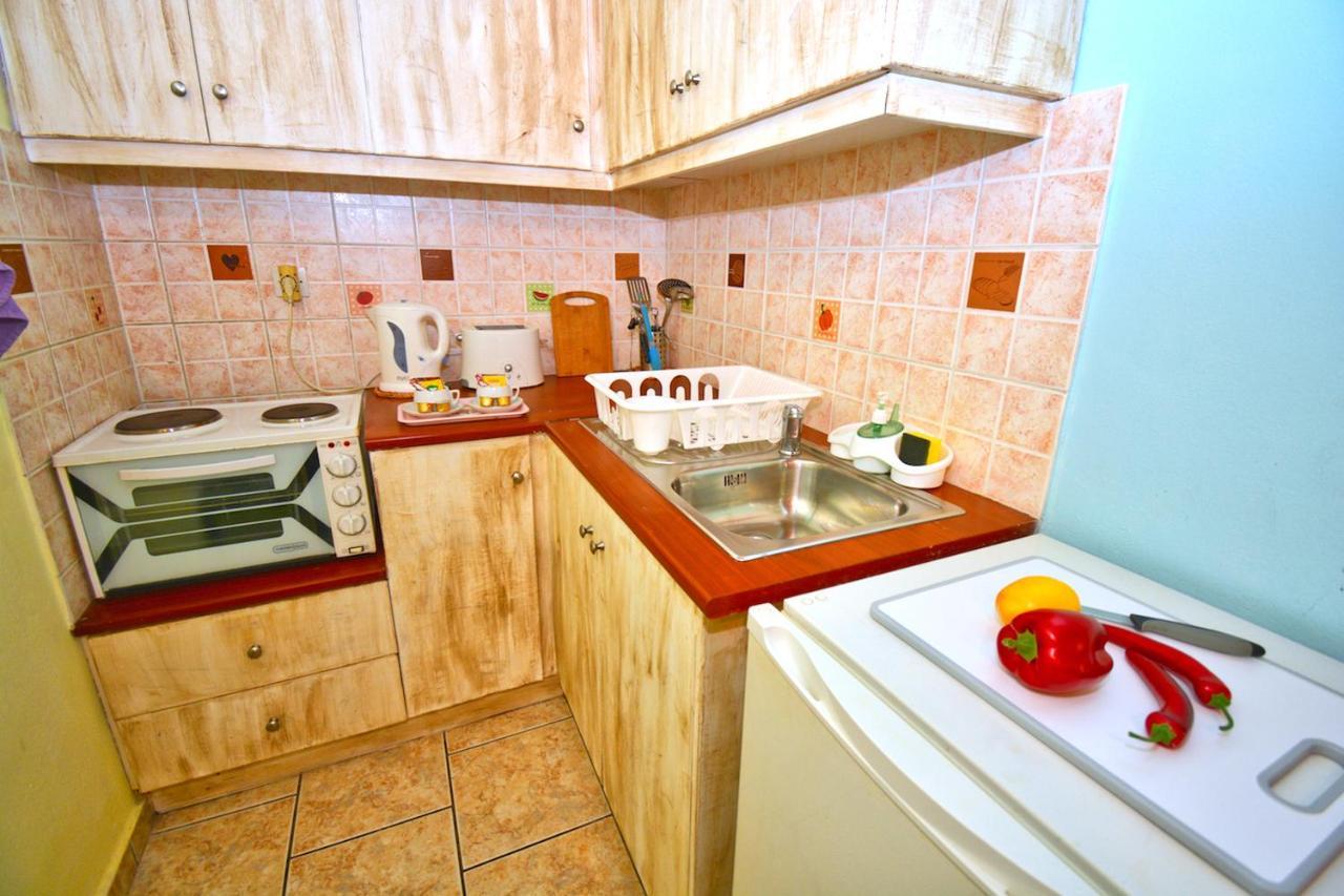 Mike'S Apartments Άγιος Γόρδιος Εξωτερικό φωτογραφία